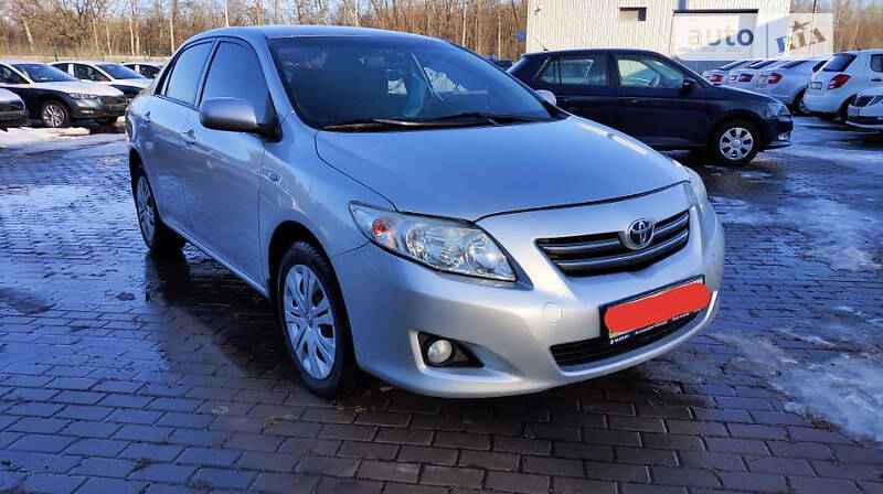 Седан Toyota Corolla 2008 в Виннице