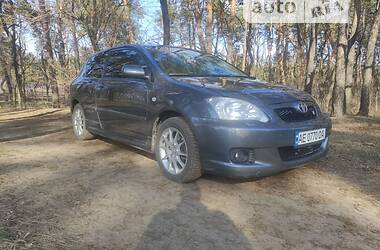 Купе Toyota Corolla 2005 в Днепре