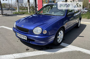Лифтбек Toyota Corolla 1999 в Одессе