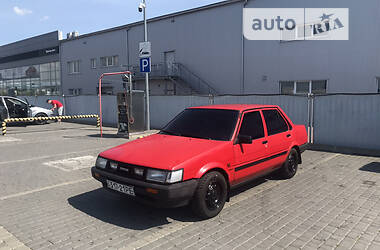 Седан Toyota Corolla 1987 в Мукачевому