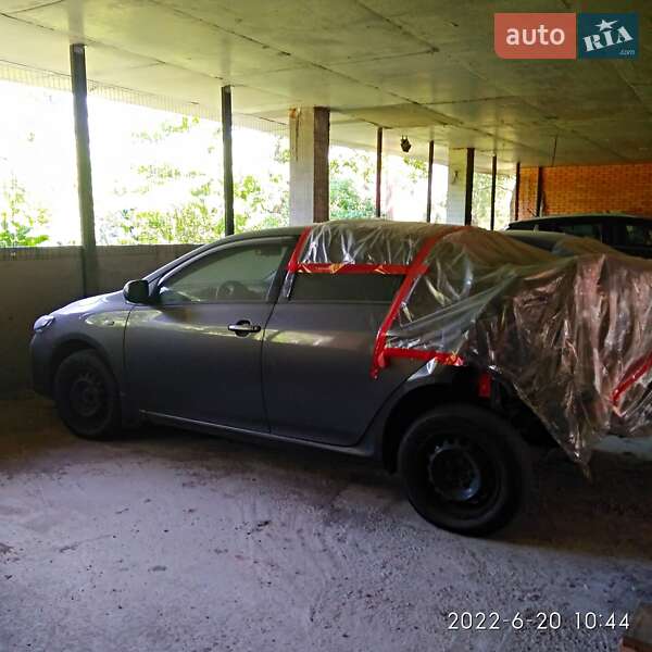 Седан Toyota Corolla 2008 в Украинке