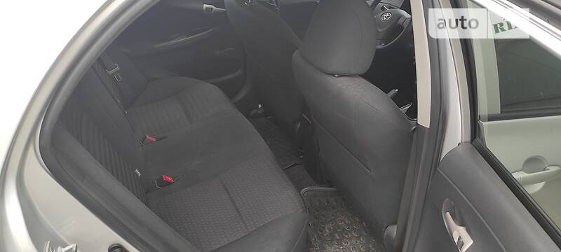 Седан Toyota Corolla 2008 в Киеве