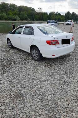 Седан Toyota Corolla 2011 в Черновцах