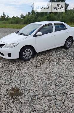 Седан Toyota Corolla 2011 в Черновцах