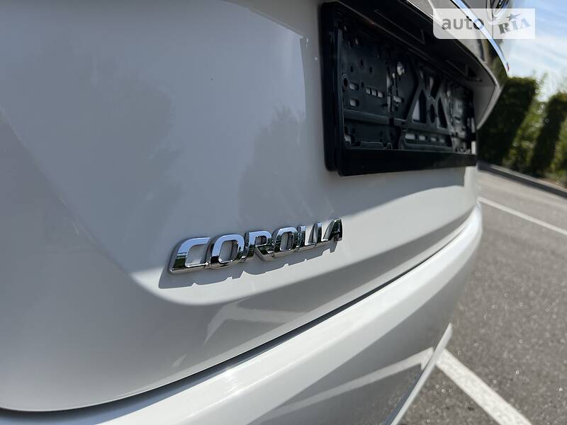 Седан Toyota Corolla 2020 в Киеве