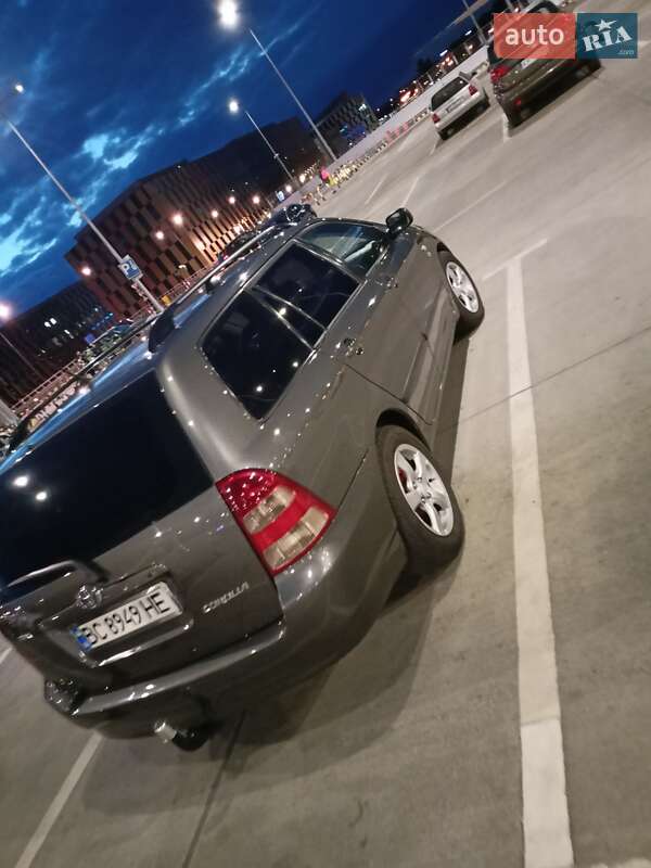 Універсал Toyota Corolla 2003 в Самборі
