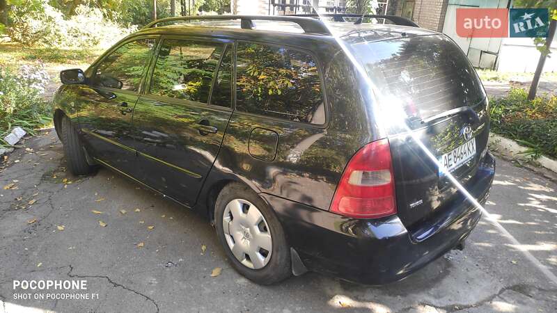 Універсал Toyota Corolla 2004 в Дніпрі