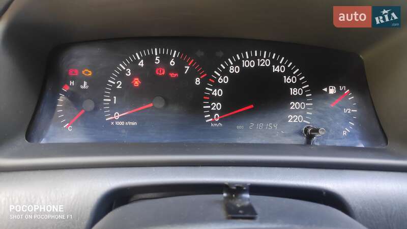 Універсал Toyota Corolla 2004 в Дніпрі