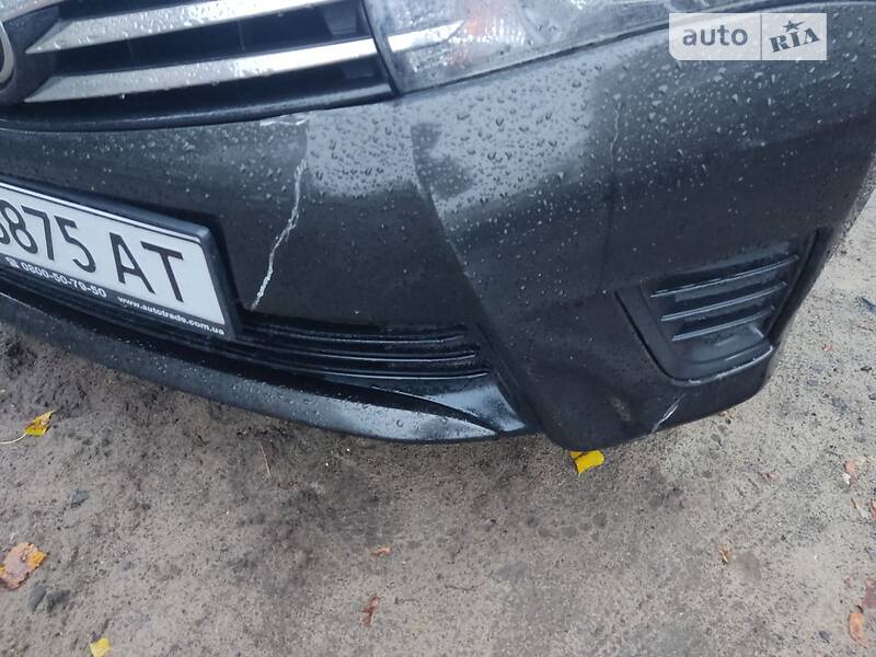 Седан Toyota Corolla 2016 в Киеве