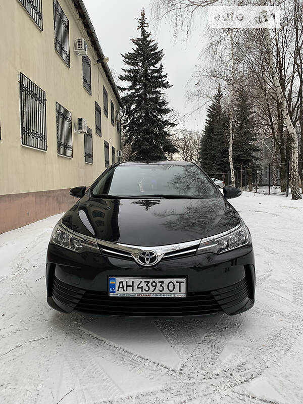 Седан Toyota Corolla 2018 в Краматорську
