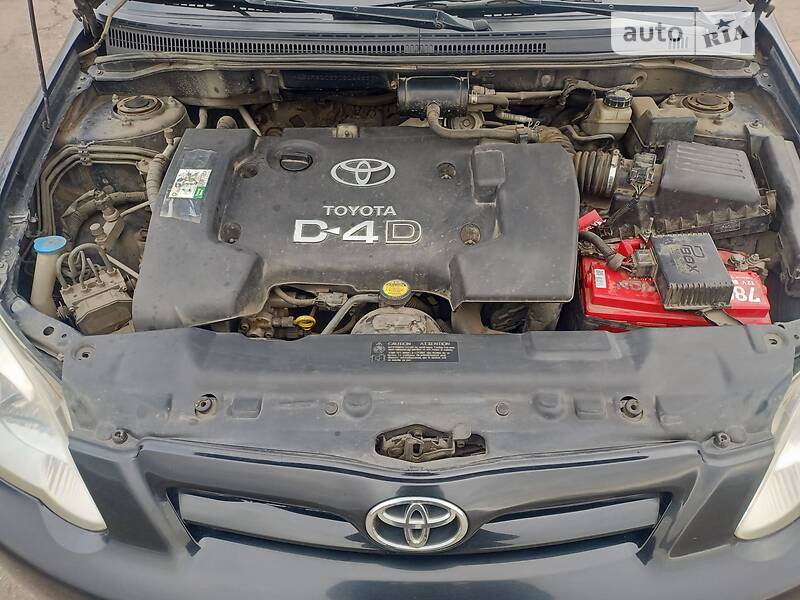 Хэтчбек Toyota Corolla 2004 в Одессе фото 13 Хэтчбек Toyota Corolla 2004 в Одессе