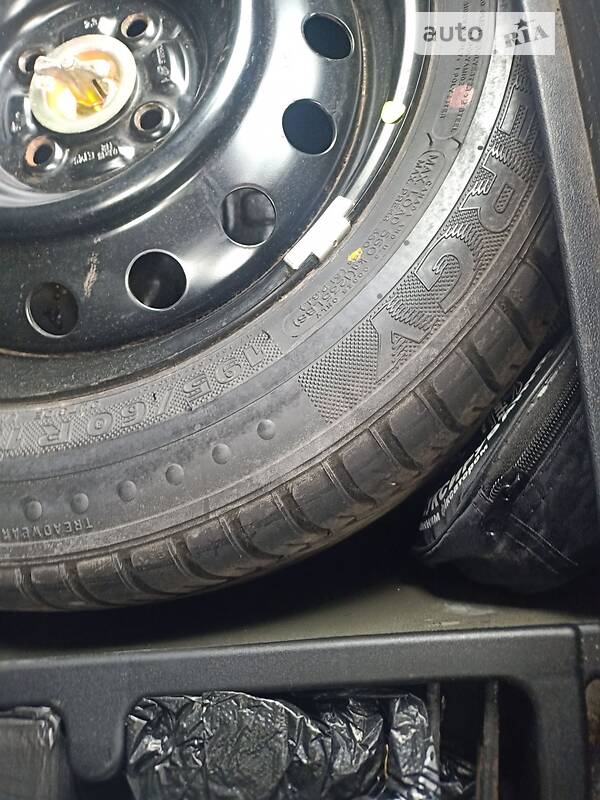 Хэтчбек Toyota Corolla 2004 в Одессе фото 16 Хэтчбек Toyota Corolla 2004 в Одессе