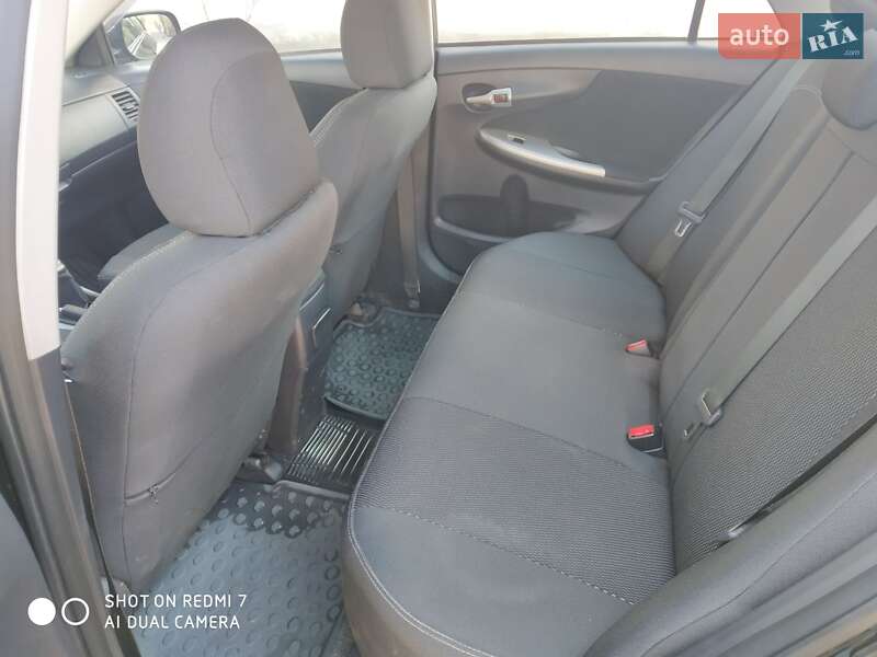 Седан Toyota Corolla 2007 в Кривом Роге