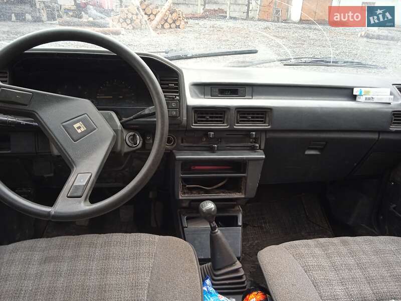 Хетчбек Toyota Corolla 1985 в Шепетівці