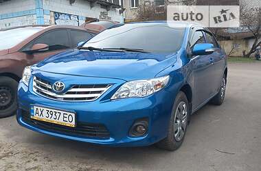 Седан Toyota Corolla 2010 в Киеве