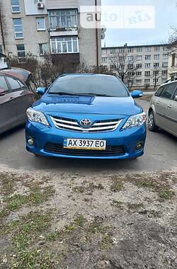 Седан Toyota Corolla 2010 в Киеве