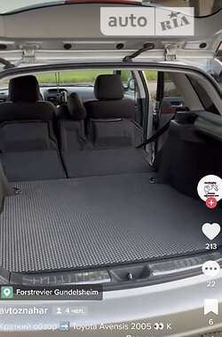 Универсал Toyota Corolla 2005 в 