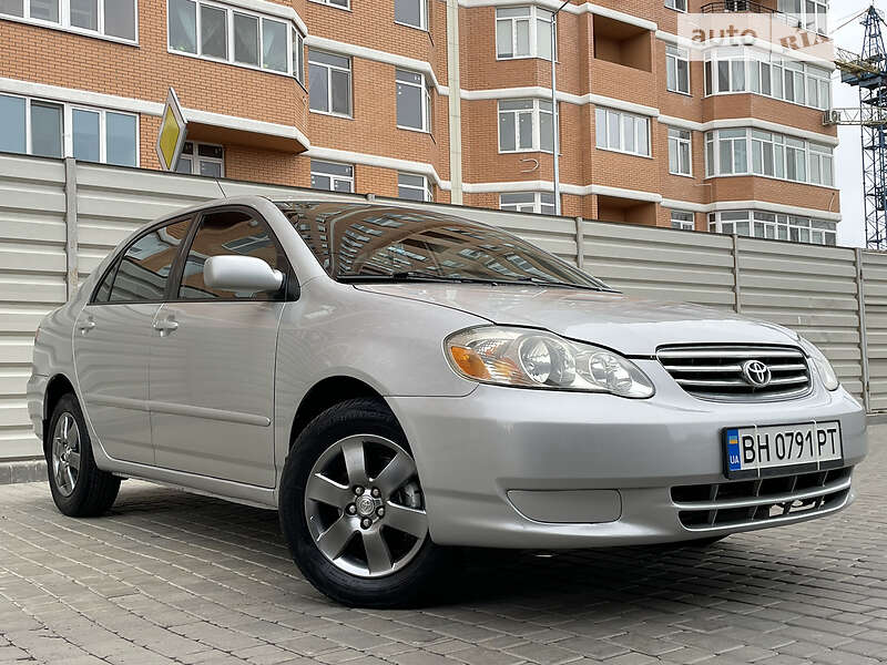 Седан Toyota Corolla 2004 в Одессе