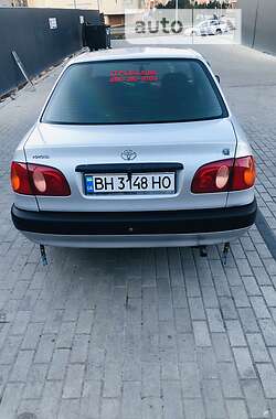 Седан Toyota Corolla 1998 в Одессе