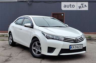Седан Toyota Corolla 2013 в Першотравенске