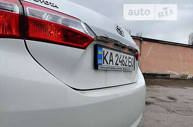 Седан Toyota Corolla 2013 в Першотравенске