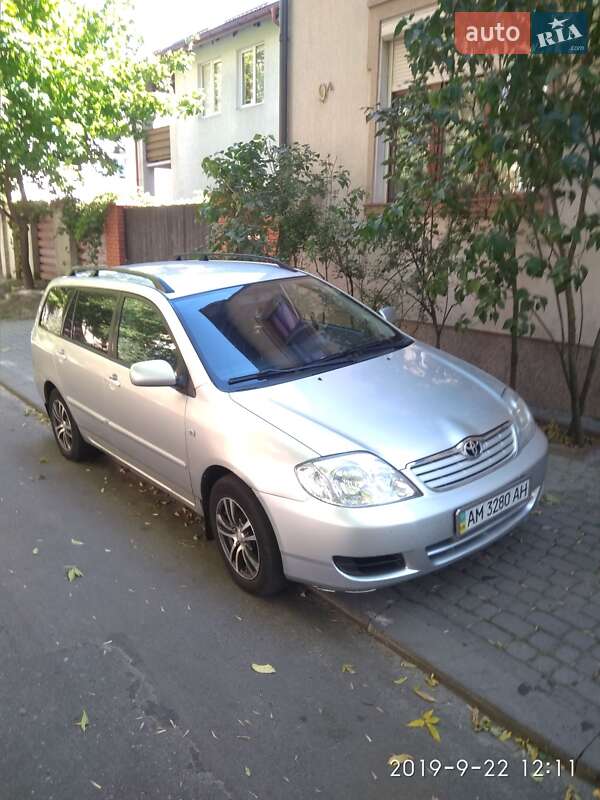 Універсал Toyota Corolla 2005 в Львові