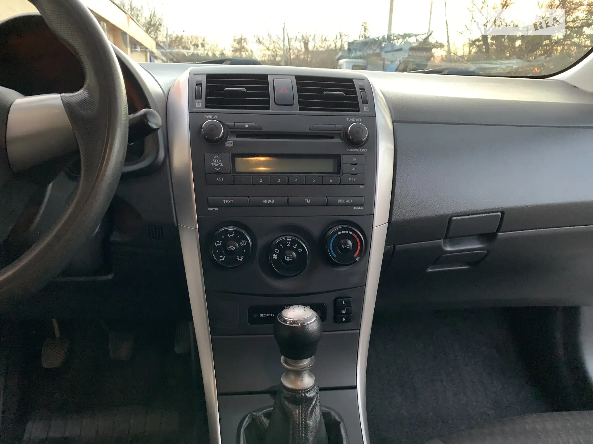 2012 Toyota Corolla - мініатюра 30