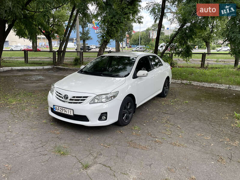 Toyota Corolla 2012