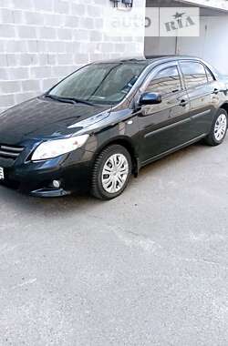 Седан Toyota Corolla 2008 в Києві