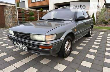 Хетчбек Toyota Corolla 1989 в 