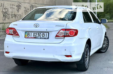 Седан Toyota Corolla 2010 в 