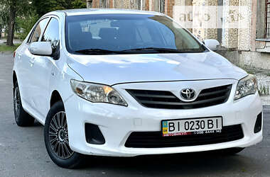 Седан Toyota Corolla 2010 в 