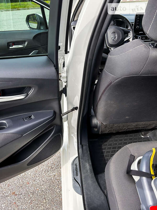 Седан Toyota Corolla 2019 в Львове