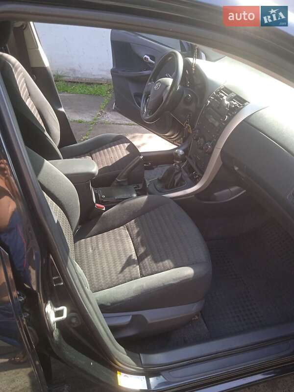 Седан Toyota Corolla 2009 в Киеве фото 15 Седан Toyota Corolla 2009 в Киеве