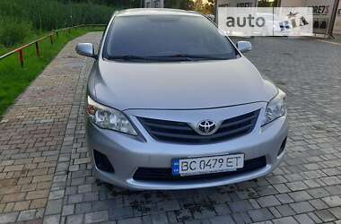 Седан Toyota Corolla 2011 в Львове