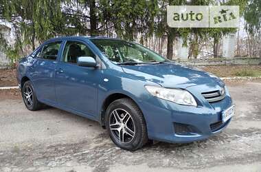 Седан Toyota Corolla 2009 в Киеве