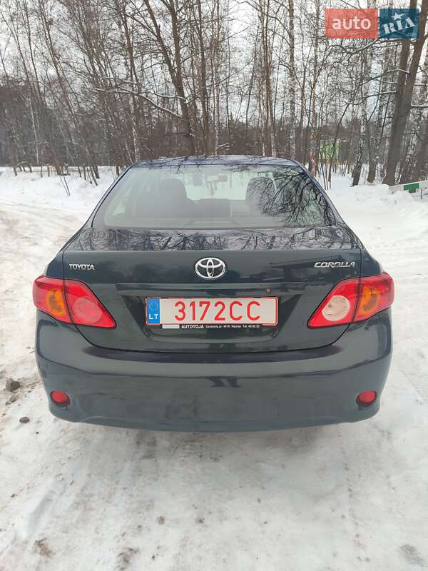 Седан Toyota Corolla 2007 в Корюківці