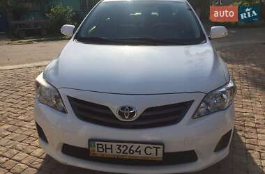 Седан Toyota Corolla 2010 в 