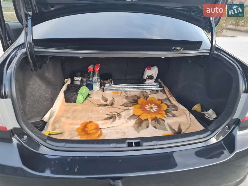 Седан Toyota Corolla 2013 в Одесі