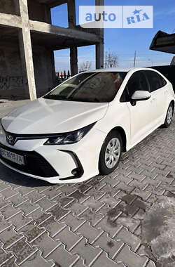 Седан Toyota Corolla 2019 в Тернополе