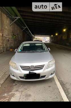 Седан Toyota Corolla 2007 в Киеве