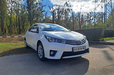 Седан Toyota Corolla 2013 в Харкові