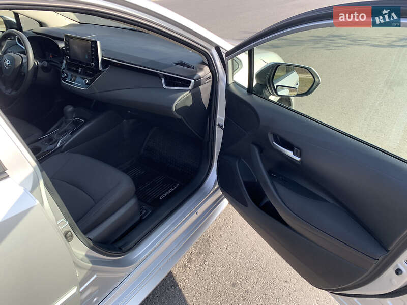 Седан Toyota Corolla 2019 в Запорожье