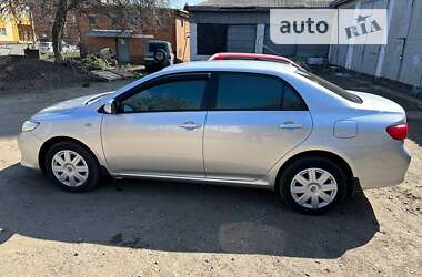 Седан Toyota Corolla 2007 в Краснограде