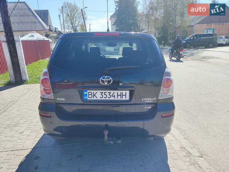 Універсал Toyota Corolla 2006 в Рокитному