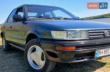 Хэтчбек Toyota Corolla 1988 в Рени