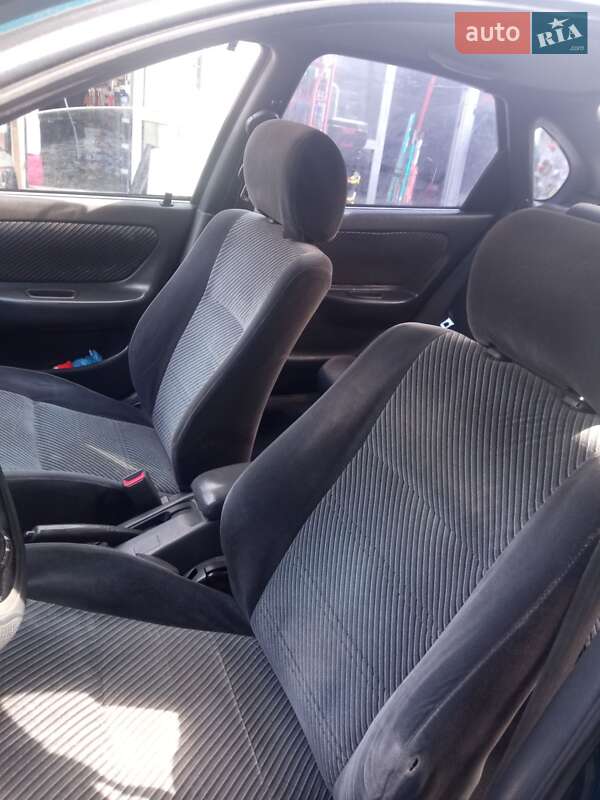 Хетчбек Toyota Corolla 1995 в Одесі
