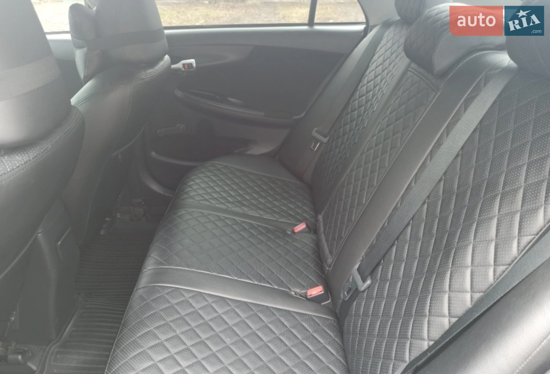 2010 Toyota Corolla - мініатюра 5
