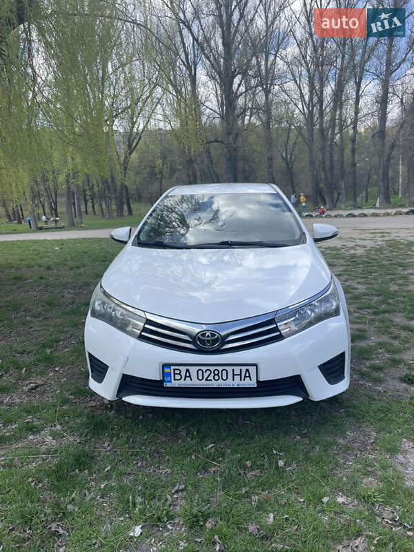 Toyota Corolla 2014