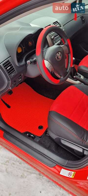 Седан Toyota Corolla 2008 в Кропивницком